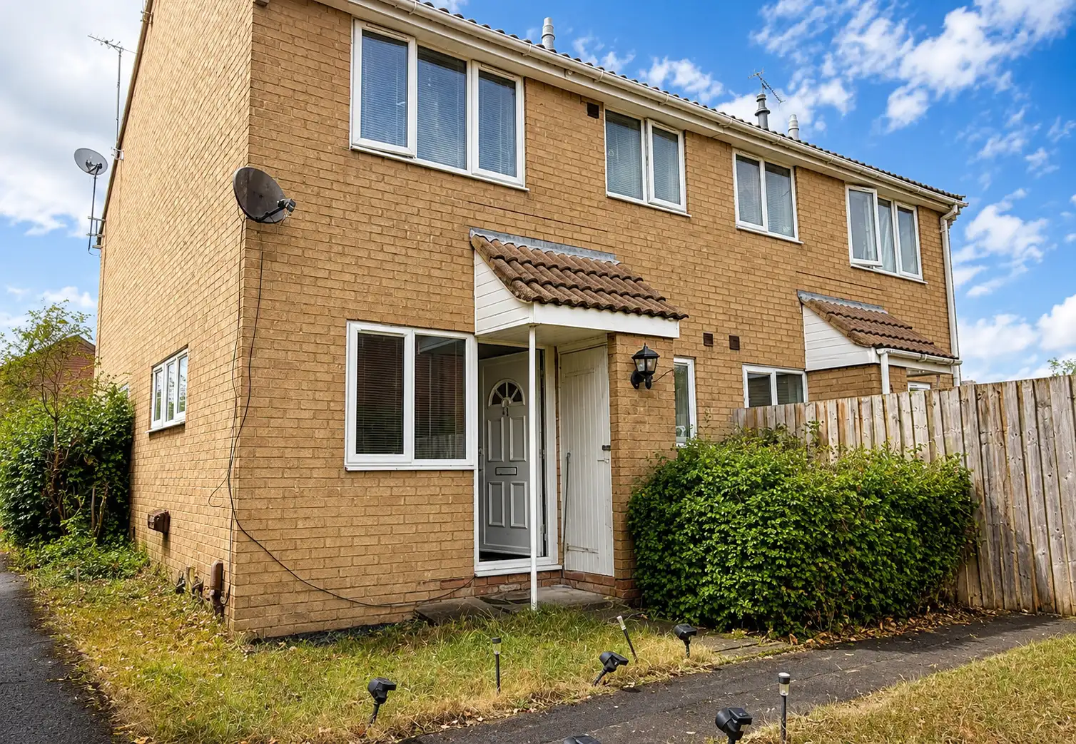 Wiltshire bridging loan case study - 23 Cypress Grove Swindon SN2 1JP terrace refurb funded from £165k auction purchase to £215k GDV BTL refinance exit