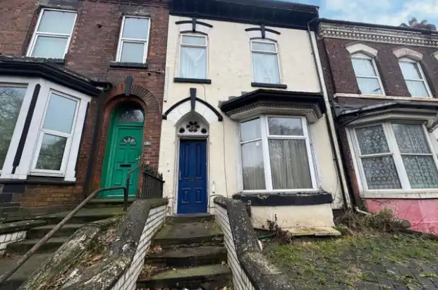 Bridging an auction purchase at 90 percent LTV in the West Midlands
